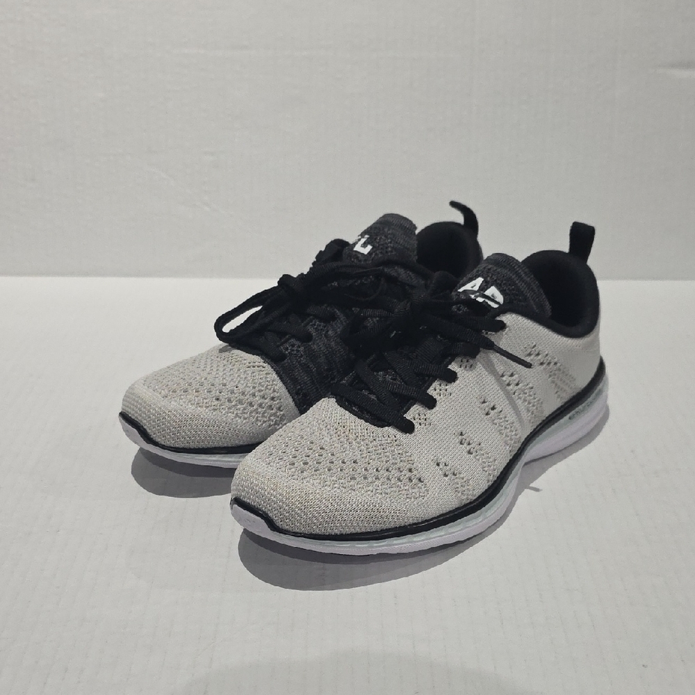 APL Techloom Pro Sneakers